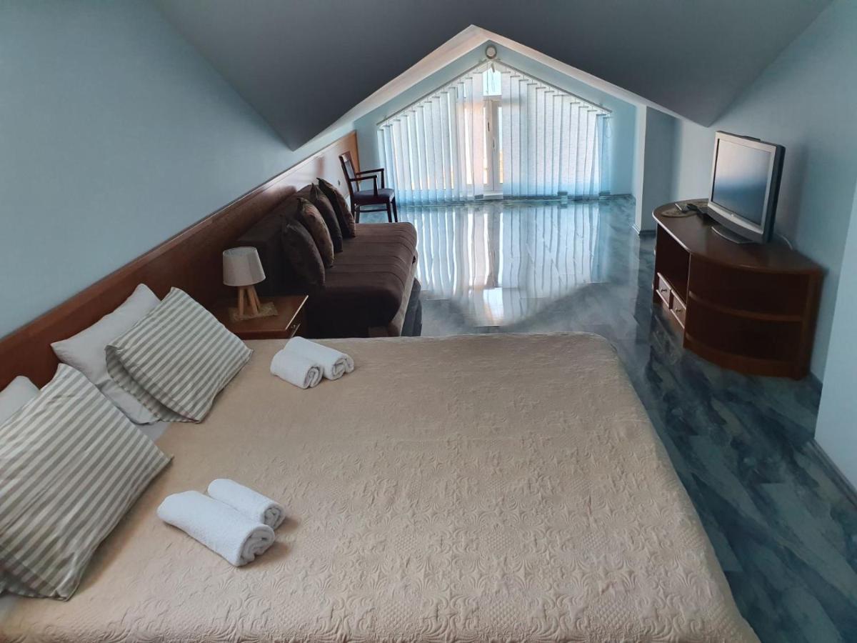 Tazex Apartments Херцег-Нови Экстерьер фото