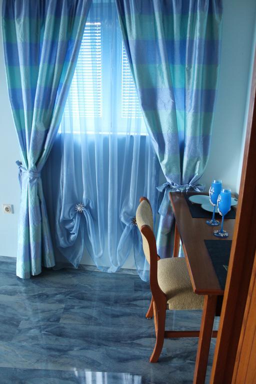 Tazex Apartments Херцег-Нови Номер фото